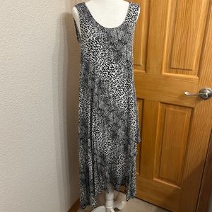 elumiNation Black and White Asymmetrical Flutter Hem Dress